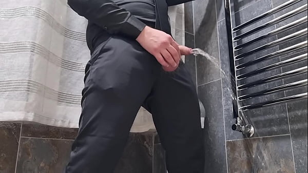 Arremata com estilo e goza muito sexy no vestido elegante